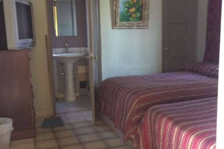 Room 12 of 47